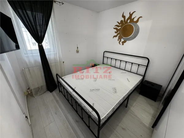 Apartament 3 camere Slatina - poza 4