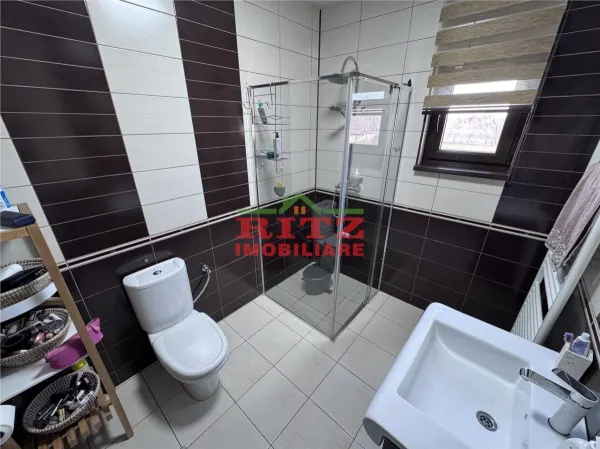 Casă 5 camere Slatina - poza 12