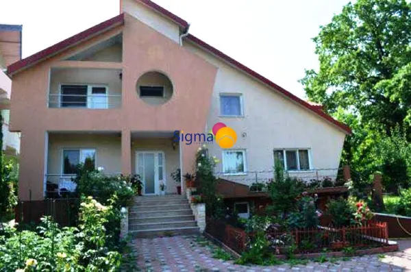 Casă 6 camere Iași - poza 1