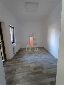 Casa 3 camere, curte individuala, zona Stefan cel Mare - foto 7