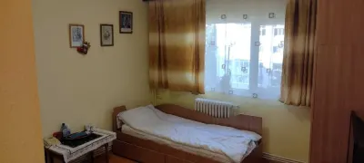 Vânzare Apartament 3 Camere, Decomandat – Aleea Tudor Neculai, Cug - foto 4
