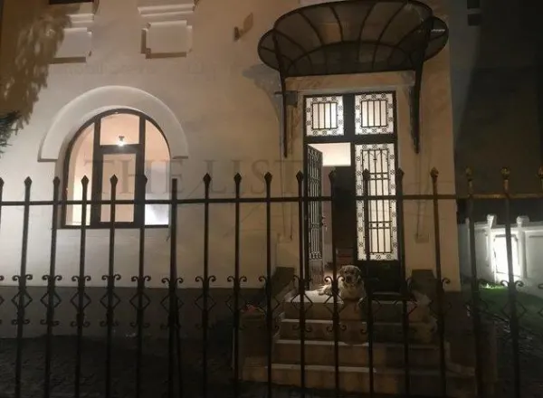 Casă 8 camere București - poza 2
