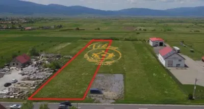 Teren intravilan industrial in Valea Stramba - foto 1