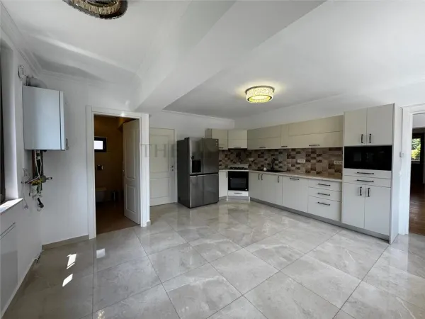 Casă 5 camere București - poza 9
