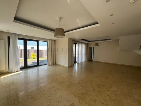 Casă 9 camere București - poza 4