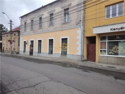 Spatiu comercial in Gheorgheni, str. Kossuth Lajos - foto 3