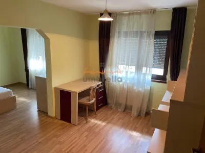 OPORTUNITATE | Apartament spațios cu 4 camere, boxă și 2 balcoane – Zonă Ultracentrală & Liniștită - foto 2