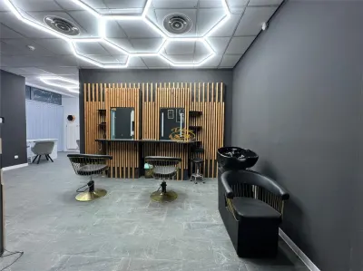 Spatiu comercial (Gheorgheni, Cart. Bucin bl. 18/F) - foto 4