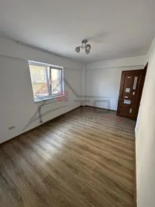 Apartament cu 2 camere + loc de parcare - Valea Lupului - foto 2