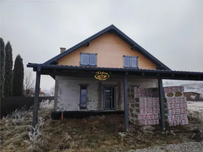 Casa de locuit la rosu (Zencani, mun. Toplita) - foto 2