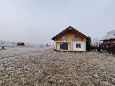 Casa de locuit la rosu (Zencani, mun. Toplita) - foto 4