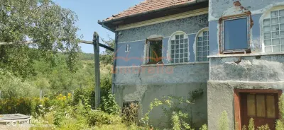 De vanzare casa si grajd +3000m² teren livada in Sumurducu - Sanpaul - foto 4