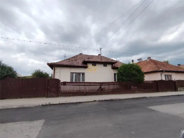 Casă 4 camere Gheorgheni - poza 1