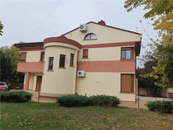Casă 10 camere București - poza 1