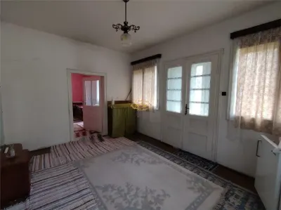 Casa de locuit (Tulghes, str. Principala) - foto 4