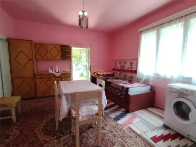 Casa de locuit (Tulghes, str. Principala) - foto 9