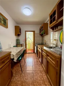 Apartament cu 2 camere decomandat, etaj 2  - Canta - foto 6
