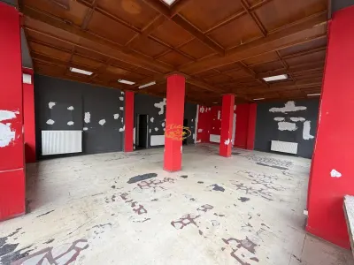 Spatiu comercial (Gheorgheni, Cart. Bucin bl. 18/C) - foto 2