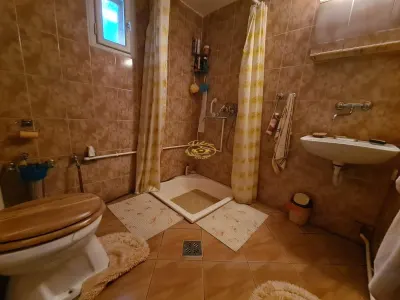 Casa de vacanta (Izvoru Muresului, str. Fazakas) - foto 6
