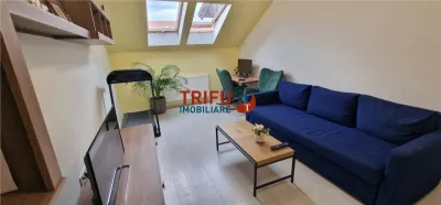 Apartament cu scara interioara 3 camere de vanzare zona Centru - foto 2