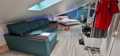 Apartament cu scara interioara 3 camere de vanzare zona Centru - foto 11