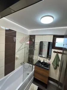 Apartament cu 2 camere decomandat, bloc din 2007 - Pod de Piatra - Gara - foto 8