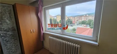 Garsoniera de inchiriat Cetate ! - foto 8
