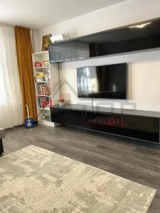 Apartament cu 2 camere decomandat - Bucium - foto 2
