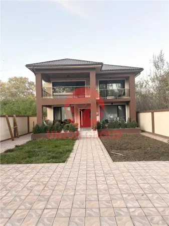 Casă 10 camere Mamaia-Sat - poza 1