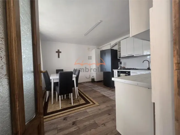 Casă 6 camere Fundatura - poza 15