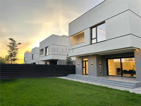 Casă 5 camere Tunari - poza 2