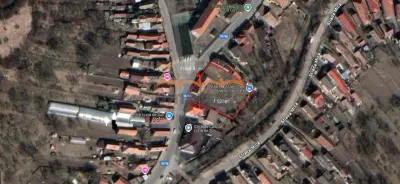 De vanzare in Luna de Sus, centru, spatiu comercial + teren1.828m² - foto 1