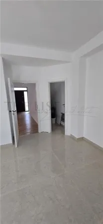 Casă 4 camere Otopeni - poza 4
