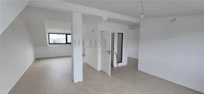 De Vanzare | Casa cu 4 camere | Otopeni - foto 9