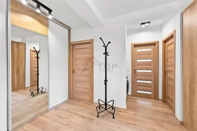 Apartament cu 3 camere 78mp, mobilat, loc de parcare - Rediu - foto 12