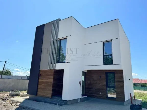 Casă 4 camere Tunari - poza 2