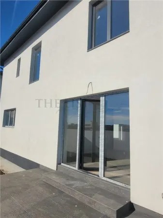 Casă 5 camere Tunari - poza 2