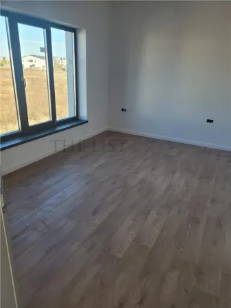 Casă 5 camere Tunari - poza 10
