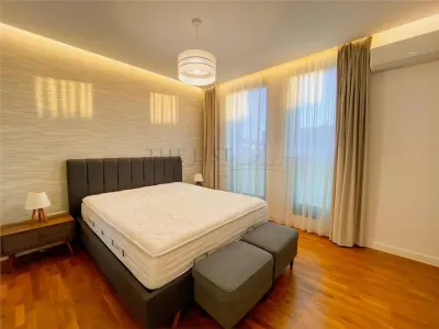 De Vanzare | Vila cu 5 camere | Pipera - foto 18