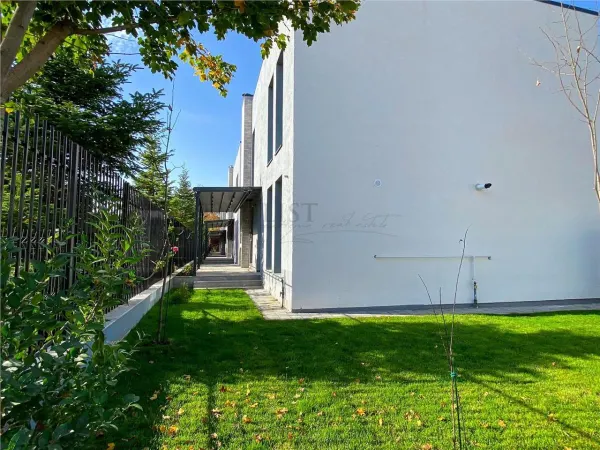 Casă 5 camere București - poza 3