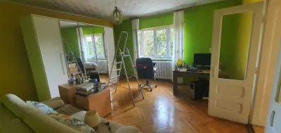 Casa de vanzare la asfalt 8 camer 1720 mp teren Alba Iulia - foto 8
