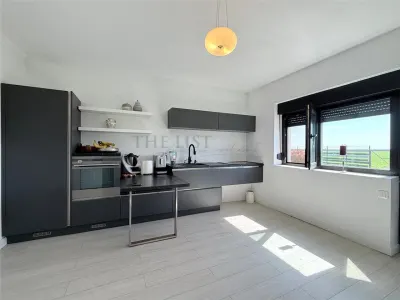 Casa cu 6 Camere | Proprietate Premium | PETRACHIOAIA - foto 4