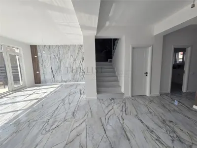 Vila individuala 4 camere Tunari gata de mutat/TAXARE INVERSA - foto 10