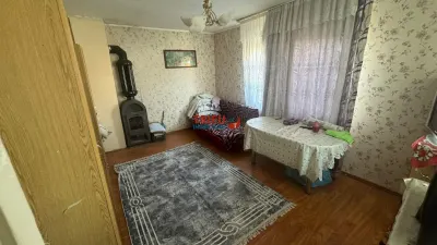 Casa de vanzare cu 2 camere, zona Barabant - foto 3