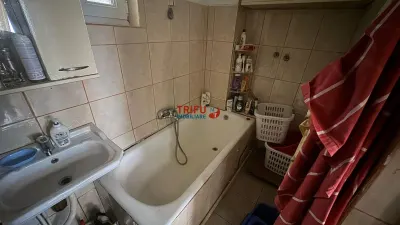 Casa de vanzare cu 2 camere, zona Barabant - foto 6
