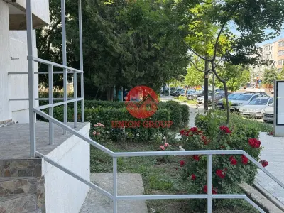 Spatiu Comercial Stradal, cu Vad, Renovat Complet - foto 12