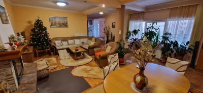 Casa cu 912mp teren 5 camere strada asfaltata - foto 3