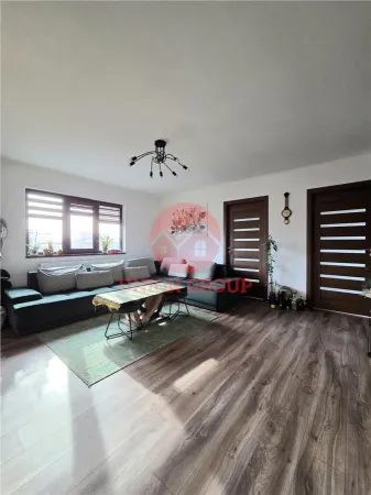 Casă 4 camere Corbu - poza 3