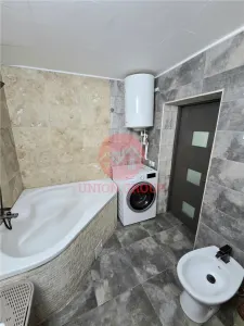 Vila 3 Nivele cu Spatiu Comercial Str. Cuza Voda - foto 11