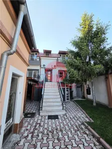 Vila 3 Nivele cu Spatiu Comercial Str. Cuza Voda - foto 14